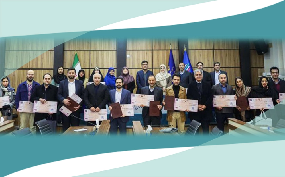 Компания ДенаГен Таджхиз Признана Ведущим Производителем на Двенадцатой Выставке IranSakht